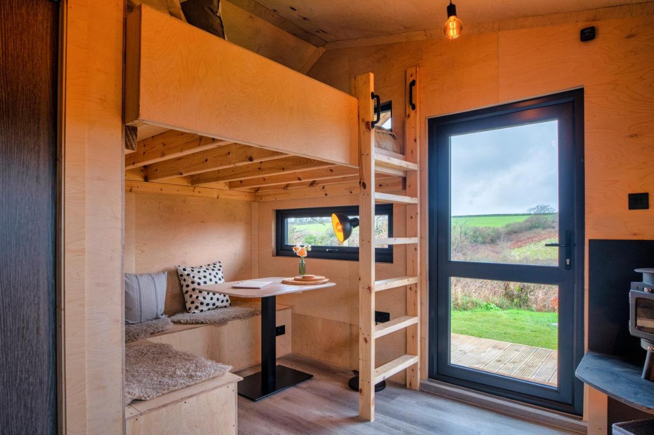 Luxury Glamping Cabin With Outdoor Bath On Cornish Flower Farm Truro Exterior foto